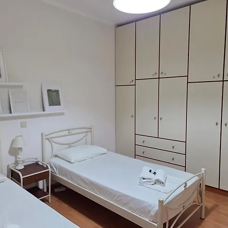 Birdsing Villa *