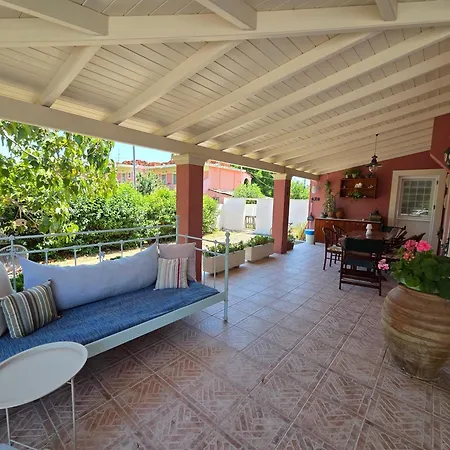 Birdsing Villa Dassia (Corfu)
