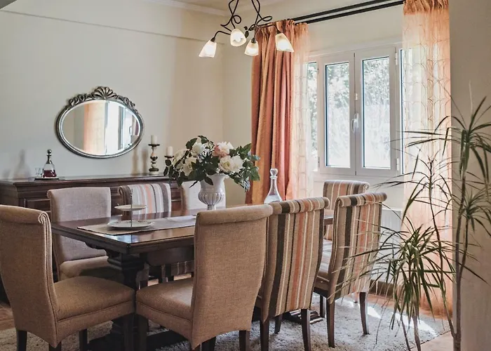 Birdsing Villa Dassia (Corfu)